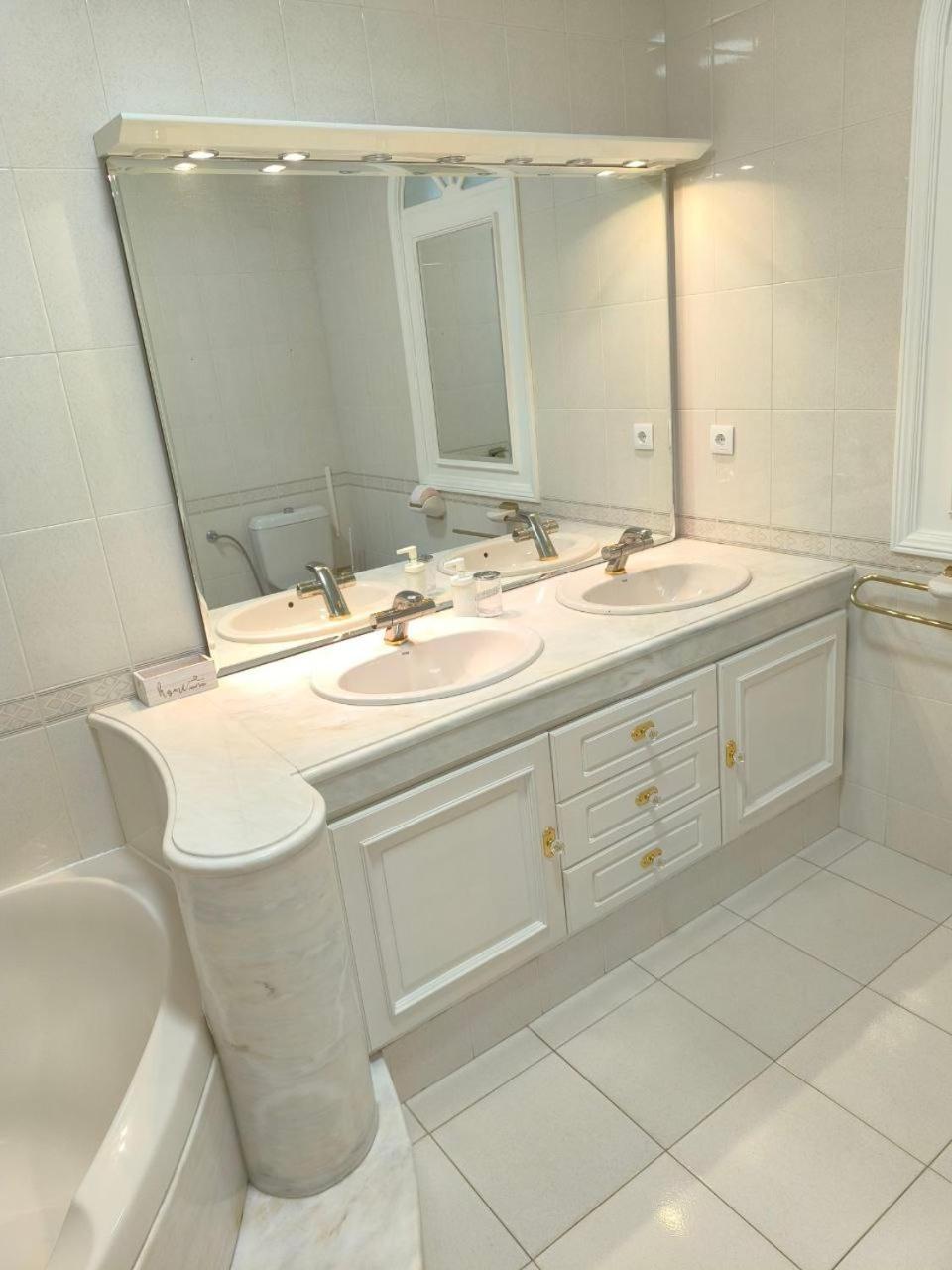 Best Rooming House Portimão Esterno foto